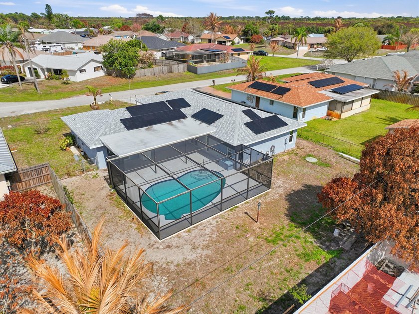 This CBS Pool Home has it All ! Centrally located with easy - photo 45