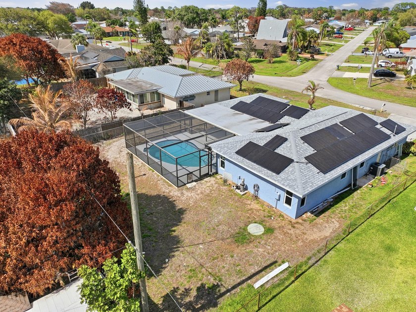 This CBS Pool Home has it All ! Centrally located with easy - photo 47