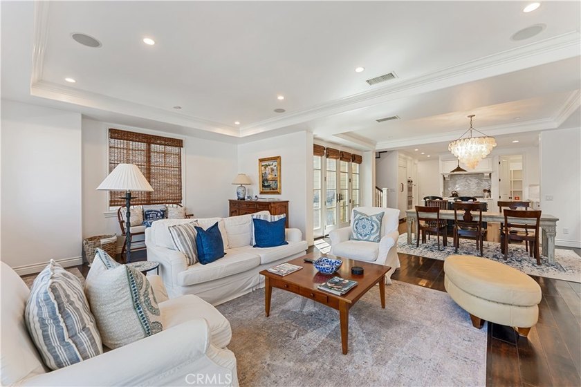 Just a few steps away from the South Bayfront, 115 Topaz is the - photo 7