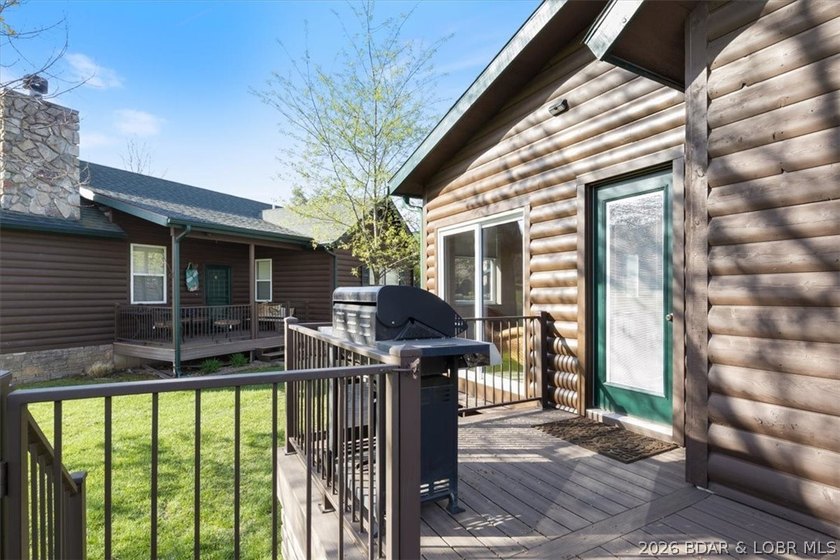 A unicorn! A THREE bedroom, TWO-AND-A-HALF bath golf cottage at - photo 23