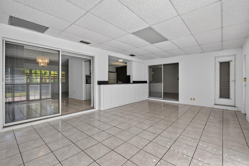 Rare opportunity in the highly sought-after Yacht Club Addition - photo 25