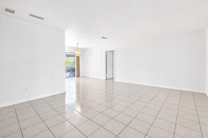 Rare opportunity in the highly sought-after Yacht Club Addition - photo 29