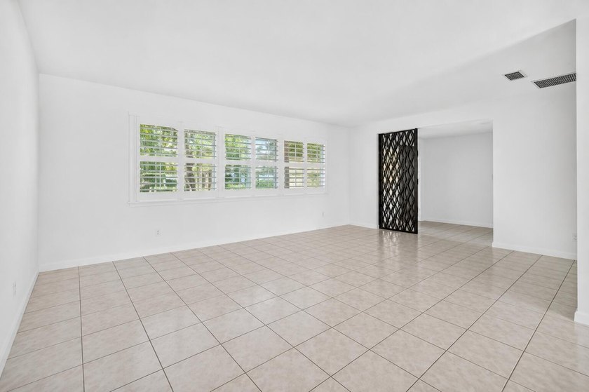Rare opportunity in the highly sought-after Yacht Club Addition - photo 31