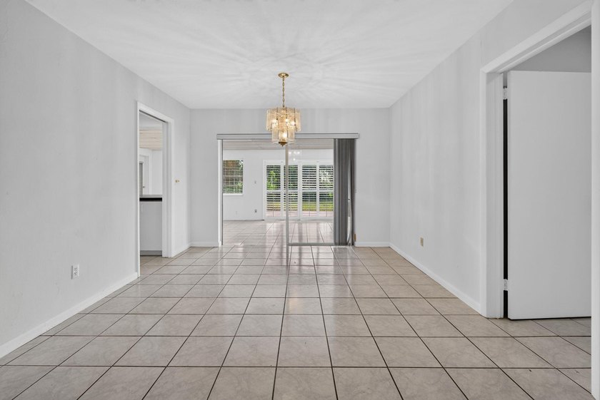 Rare opportunity in the highly sought-after Yacht Club Addition - photo 32
