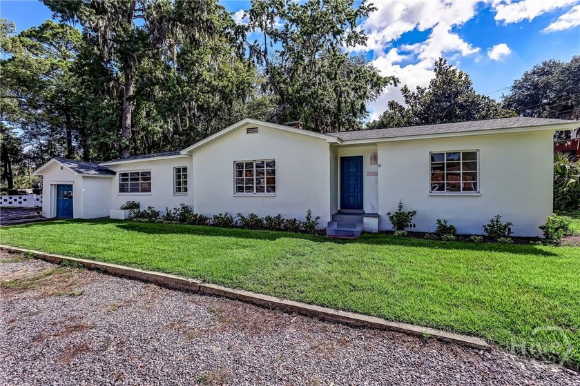 Motivated Seller offers Gordonston home with lots to offer - photo 3