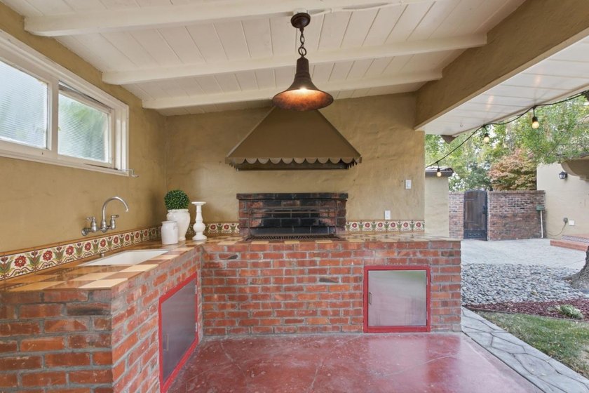 Fall in love w/timeless Spanish-style charm in desirable - photo 35
