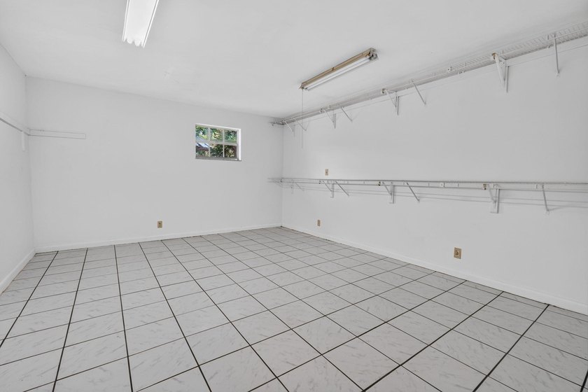 Rare opportunity in the highly sought-after Yacht Club Addition - photo 44