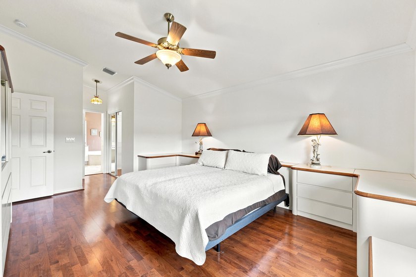 Beautifully maintained 3-bedroom, 2-bath home featuring a 2-car - photo 12