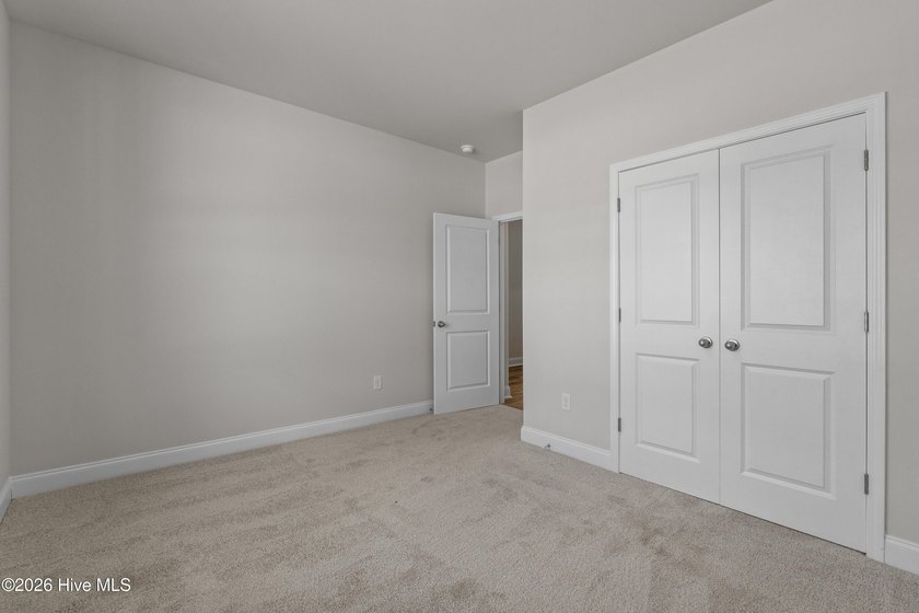 New Construction. Move in Ready! Luxury finishes and upgrades - photo 31