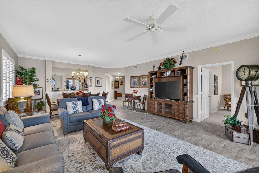 OCEAN VIEWS! Beautiful 3-bedroom 2.5 bath &amp; 1 garage space for - photo 18