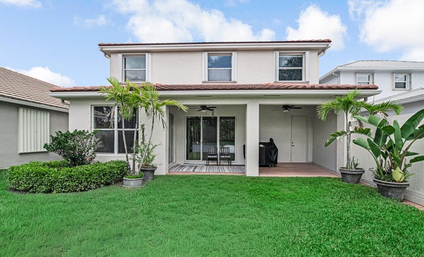Extraordinary waterfront property. Stunning 4b/2.5b upgraded - photo 39