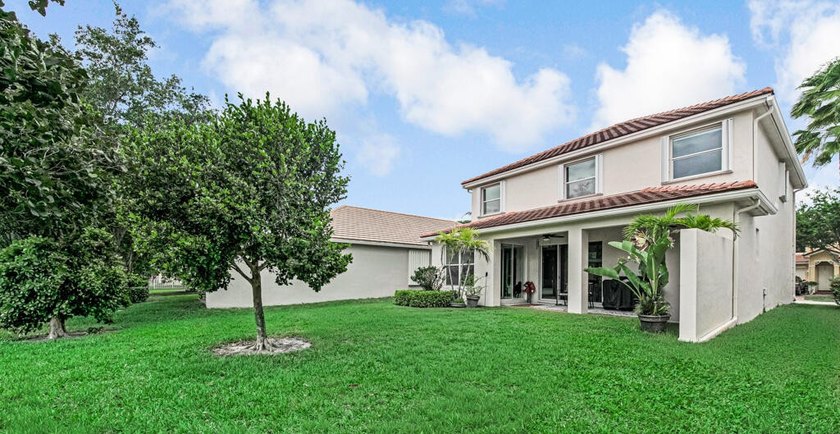 Extraordinary waterfront property. Stunning 4b/2.5b upgraded - photo 41