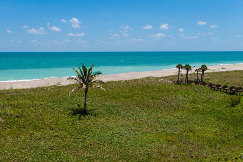 OCEAN VIEWS! Beautiful 3-bedroom 2.5 bath &amp; 1 garage space for - photo 49
