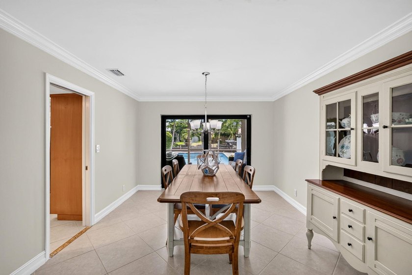 MOVE-IN READY! Rare waterfront retreat on a quiet cul-de-sac in - photo 10