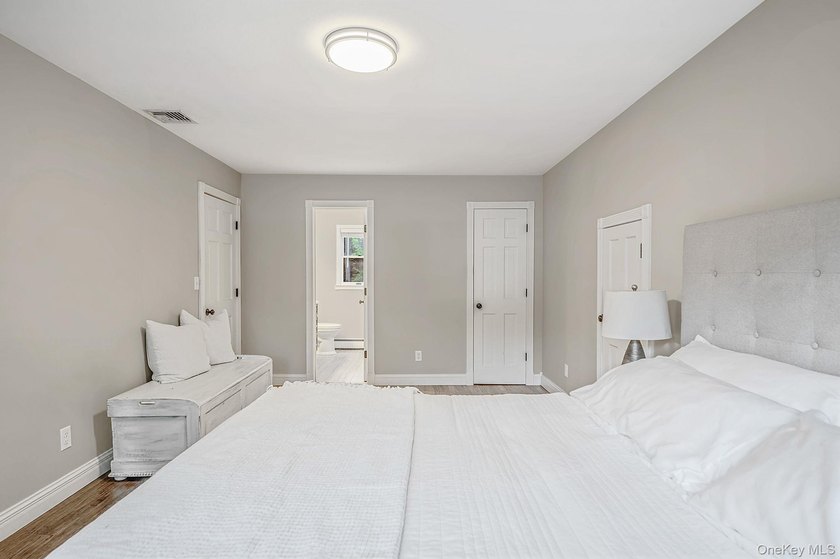 Welcome home to this beautifully maintained 4 bedrooom, 2.5 bath - photo 19