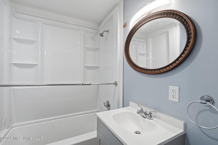 Discover a charming investment gem in the heart of East Biloxi! - photo 12