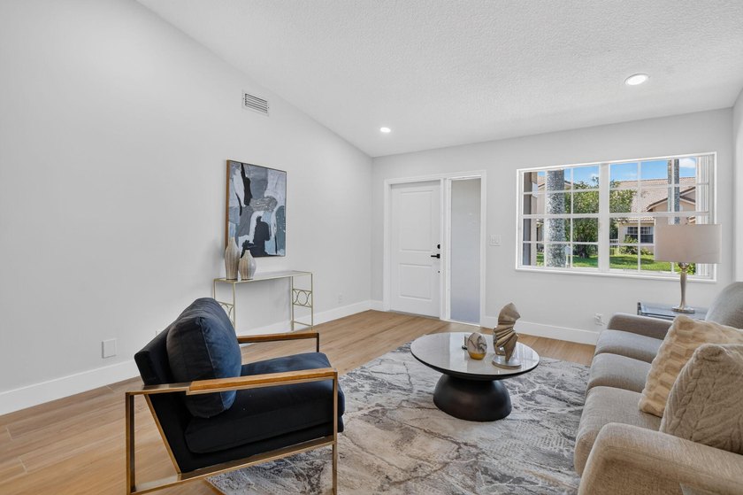 Welcome to a home where contemporary design meets effortless - photo 10