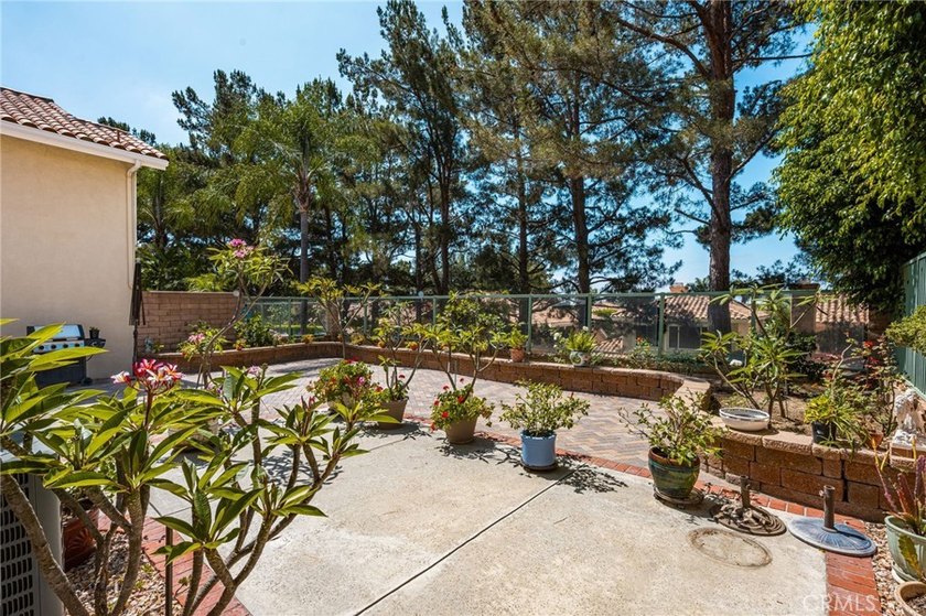 Welcome to this wonderful home nestled in a cul de sac - photo 21