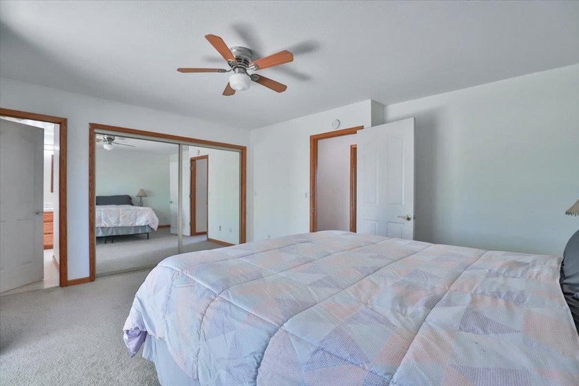 Welcome to your private retreat in the gated community of Auburn - photo 22