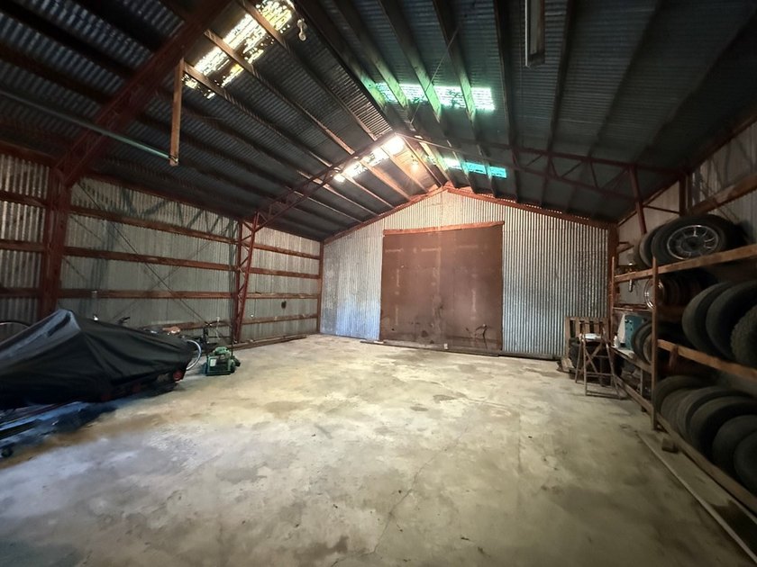 Looking for extra storage space in Algoma? This versatile - photo 8