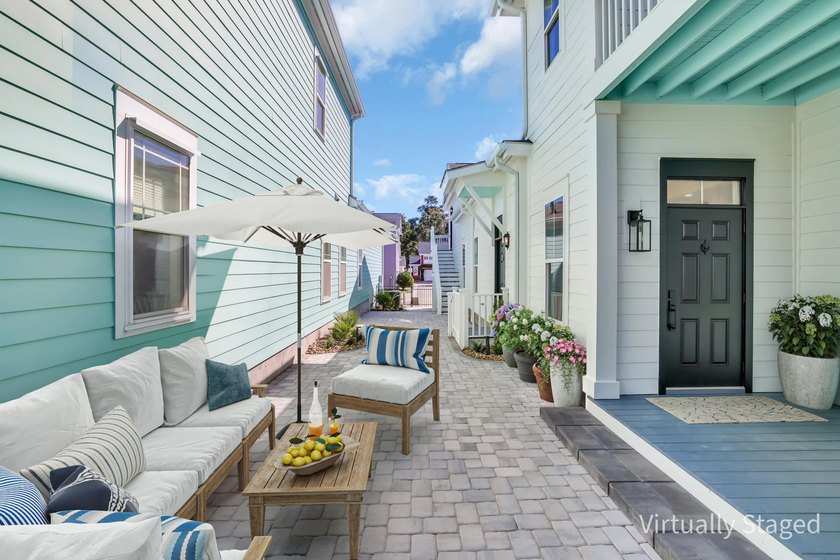 Luxurious Charleston-style home in the sought-after Sweetgrass - photo 34