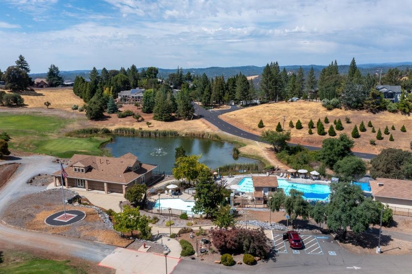 Welcome to your private retreat in the gated community of Auburn - photo 38