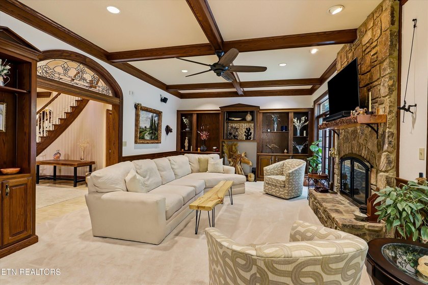 Tucked beneath a private wooded canopy in Oak Ridge's Riverbend - photo 7