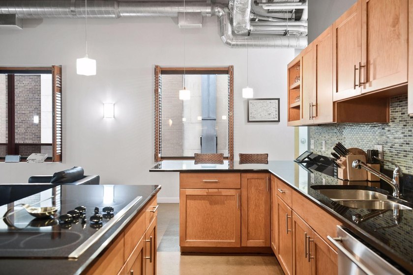 Experience exceptional loft living in this stunning 2BR/2BA - photo 11