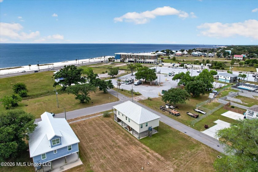 Beautiful coastal beach home just moments from the water - photo 2