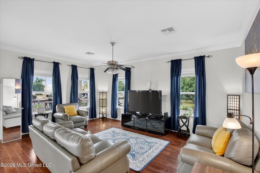 Beautiful coastal beach home just moments from the water - photo 3