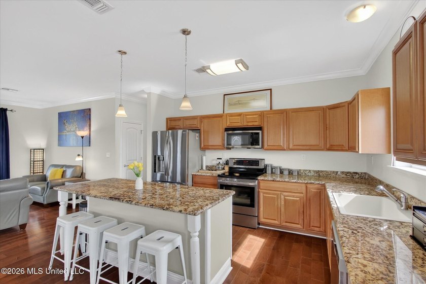 Beautiful coastal beach home just moments from the water - photo 8