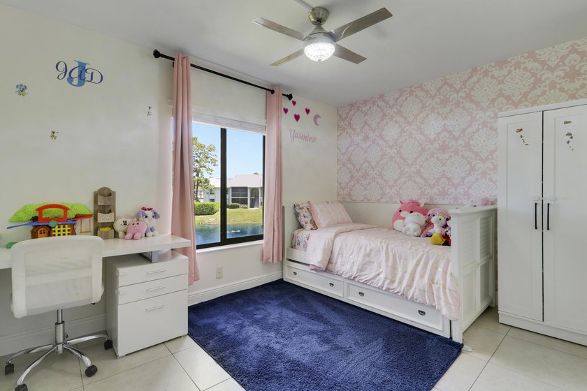 This is the best condo in the gated desirable community of Palm - photo 23