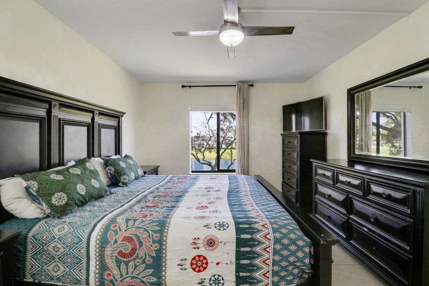 This is the best condo in the gated desirable community of Palm - photo 28