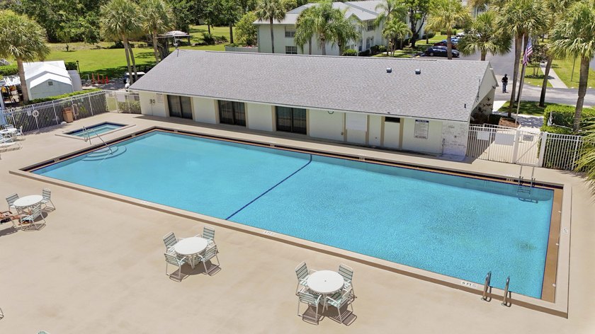 This is the best condo in the gated desirable community of Palm - photo 35