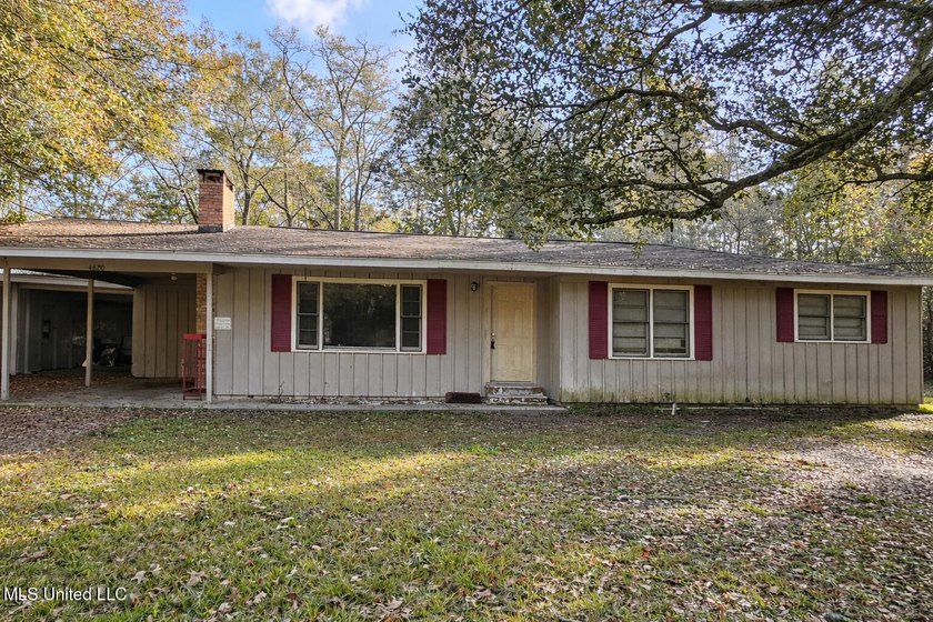 This livable fixer upper offers a great opportunity for buyers - photo 11