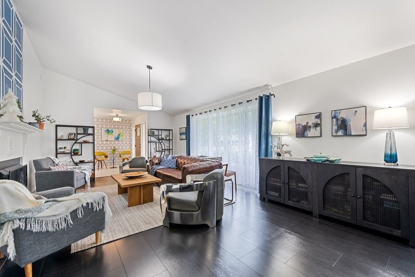 Experience elevated mountain living with the rare combination of - photo 10