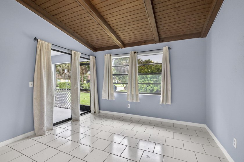 SELLER IS OFFERING A CREDIT TOWARD THE BUYER'S CLOSING COSTS! - photo 20