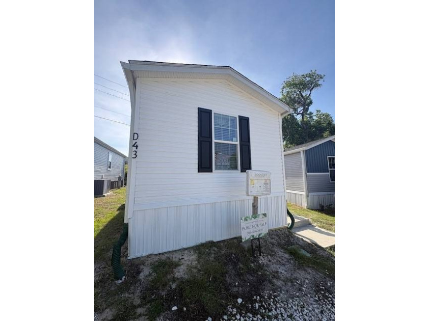 OPPORTUNITY TO OWN A NEW HOME! Escape to sunny relaxation with - photo 27