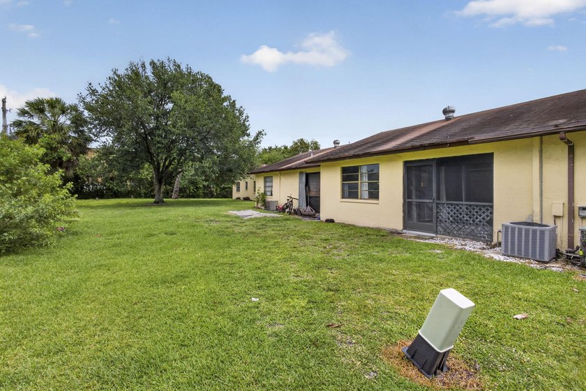 SELLER IS OFFERING A CREDIT TOWARD THE BUYER'S CLOSING COSTS! - photo 31
