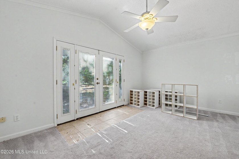 Welcome to this beautiful, spacious, 3-bedroom, 2 bath home in - photo 15