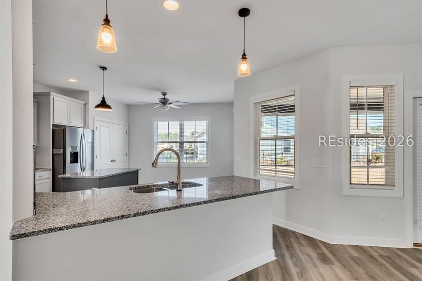 Welcome to 392 Station Parkway, where Lowcountry charm meets - photo 20