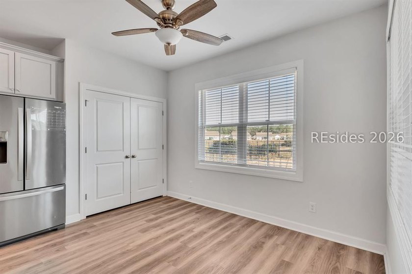 Welcome to 392 Station Parkway, where Lowcountry charm meets - photo 25