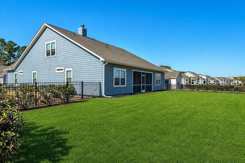 Welcome to 392 Station Parkway, where Lowcountry charm meets - photo 46