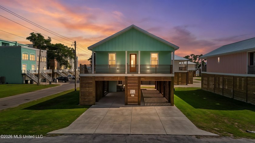 Welcome to this charming 1,400 sq ft, 3-bedroom, 2.5 bath raised - photo 2