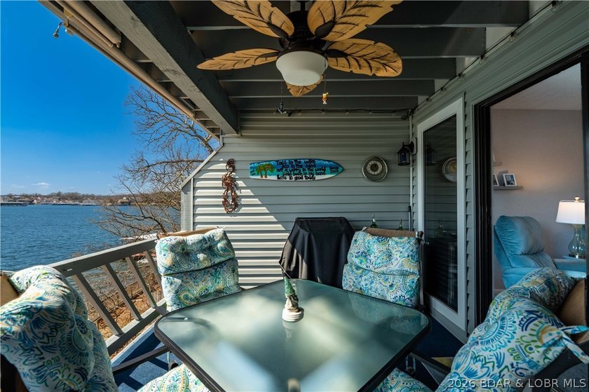 Motivated sellers! Experience the ultimate lakefront lifestyle - photo 30