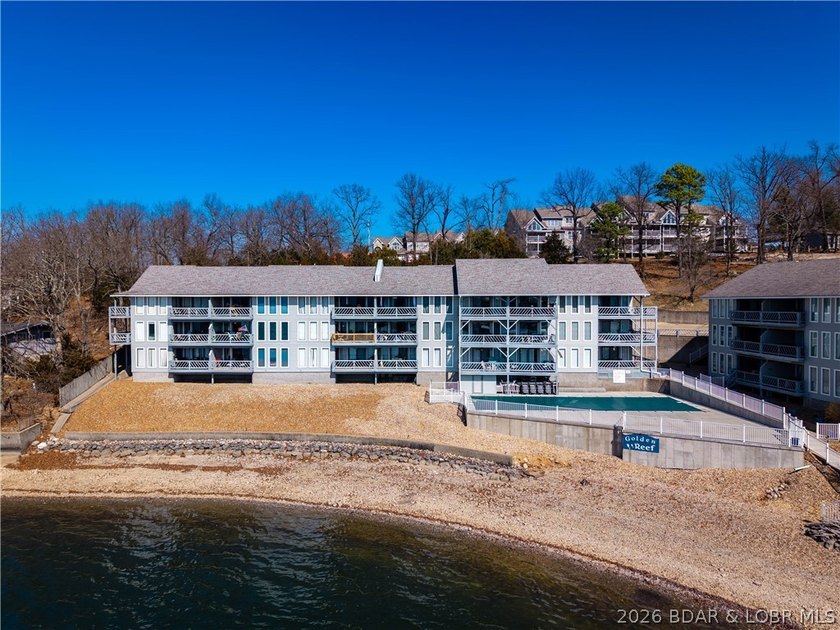 Motivated sellers! Experience the ultimate lakefront lifestyle - photo 45