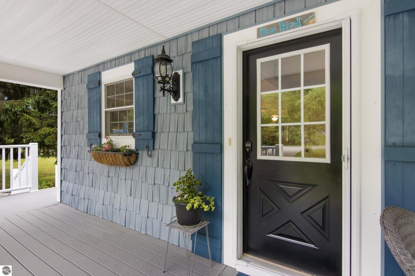 Beautiful home with Torch Lake access between Elk Rapids and - photo 9