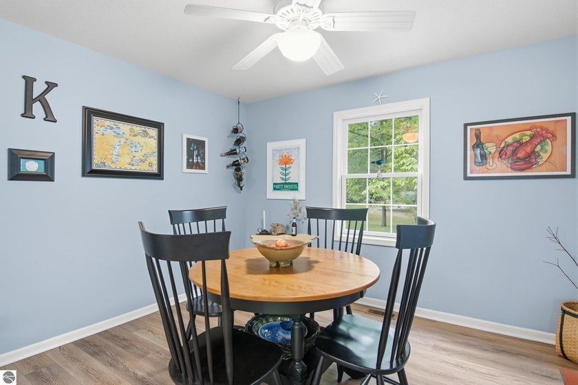 Beautiful home with Torch Lake access between Elk Rapids and - photo 10
