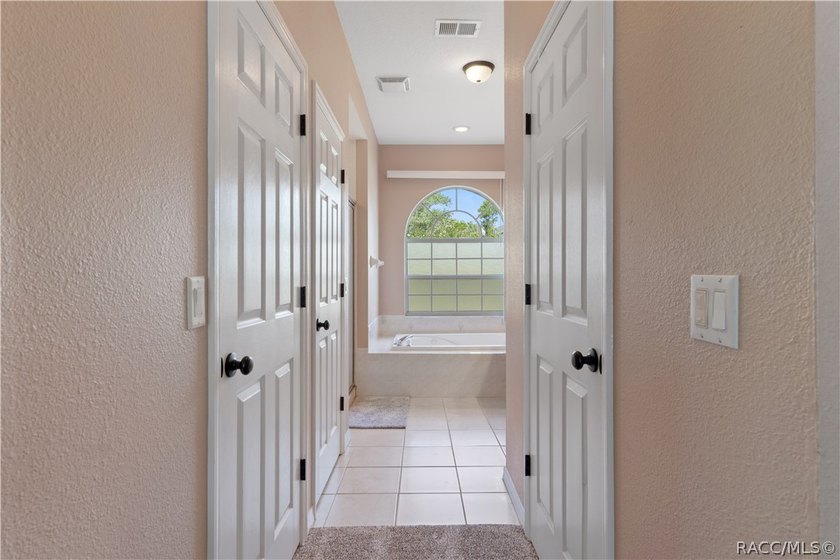 **Stunning Pool Home in Spring Hill's Pristine Place**Discover - photo 33
