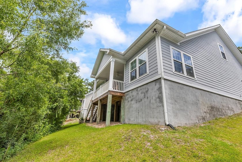 Welcome to 258 Rivers Edge Drive, located in the highly - photo 41